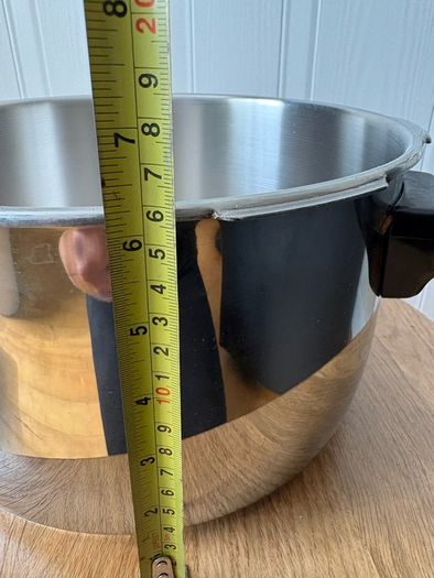 Fissler Vitaquick stainless steel pressure cooker New