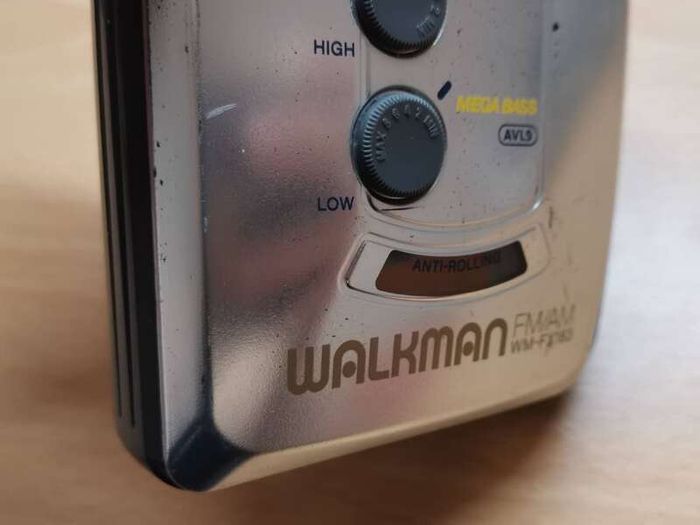 Sony WM-FX183 Walkman Cassette Player