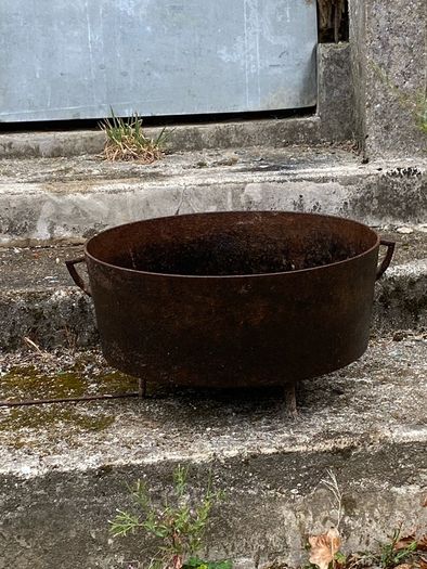 Antique Cast Iron Oven pot