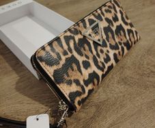 Guess Wallet