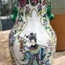 Traditional Chinese Porcelain Vase with hand painted figures Image 5