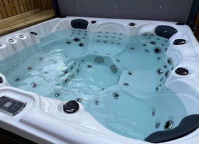 Brand New Rose Hot Tub with 102 jets