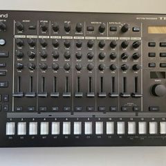 Roland TR-8S Rhythm Performer Drum Machine
