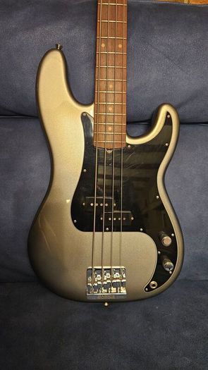 Fender American Professional II Precision Bass