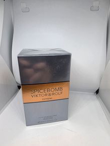 Victor Rolf Spicebomb extreme
