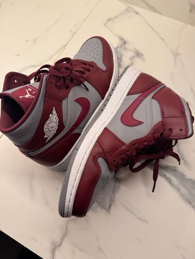 Nike Jordan 1 "Cherrywood Red" 8 UK