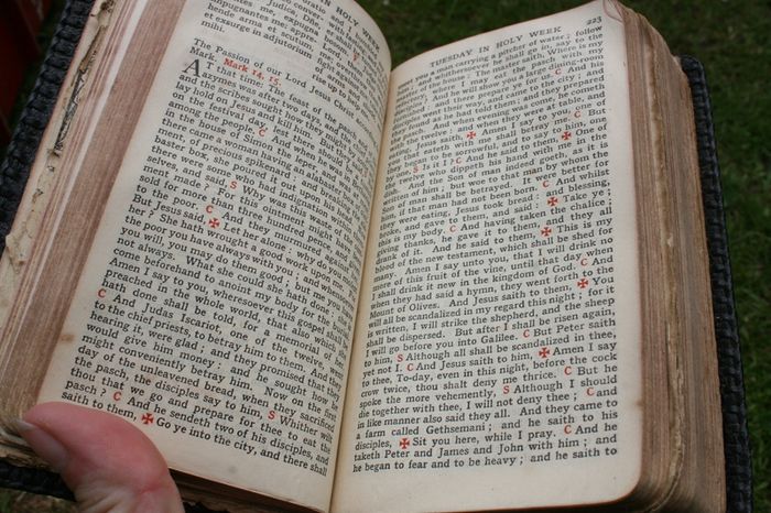 Antique Prayers and Missals