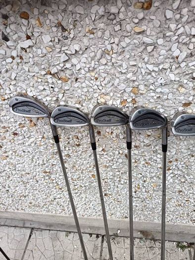 golf clubs