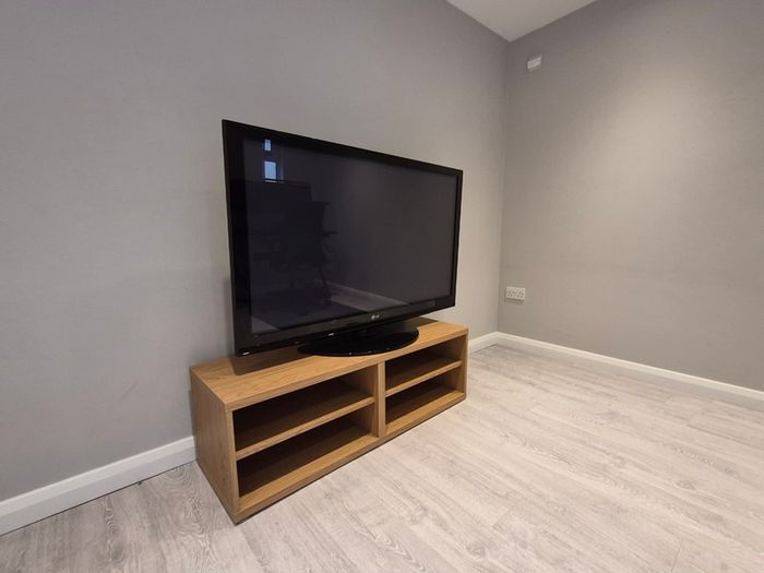 LG 50" Plasma TV (Model: 50PQ2000)