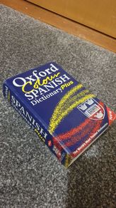 Oxford Colour Spanish Dictionary Plus
