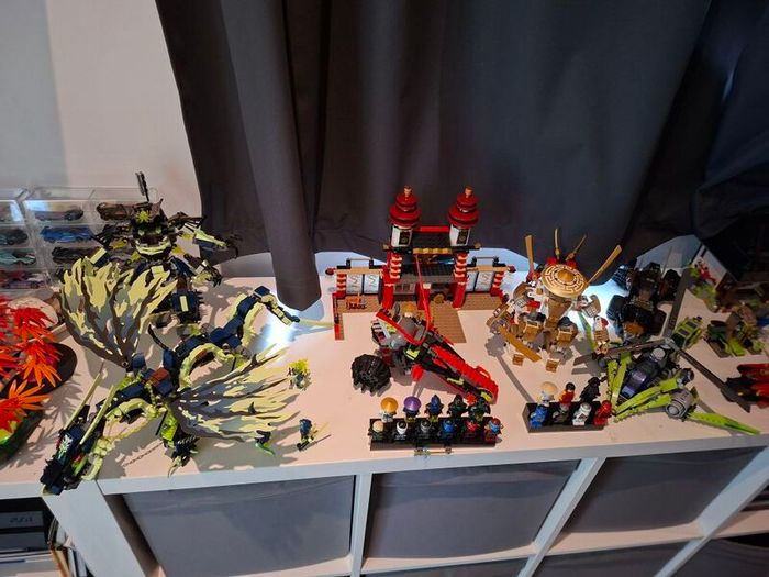 Rare retired ninjago sets READ DESCTIPTION