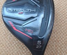 taylormade stealth 2. 5 hybrid.