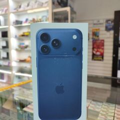 Iphone 17 Pro 256gb  Brand New Sealed Pack  Unlock Sim Free  12 Months Warranty  Shop Collection And Shop Receipt