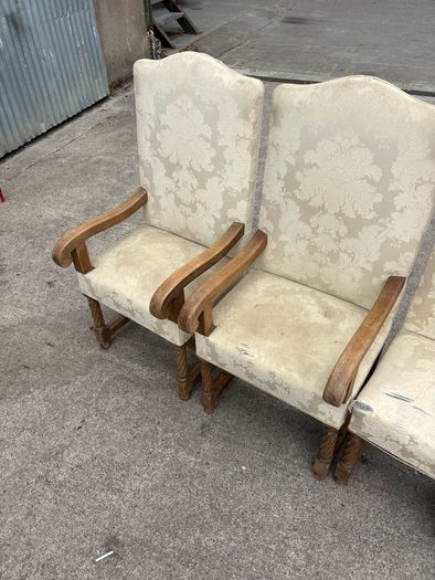 Oak straight back dinning chairs