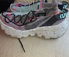 Nike Space Hippie trainers  UK 4