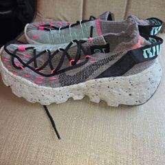 Nike Space Hippie trainers  UK 4