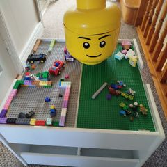 Lego table