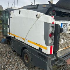 Road sweeper