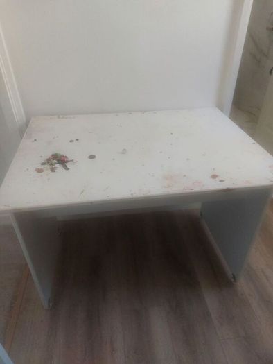 desk