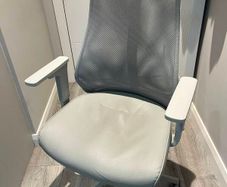 Ikea Matchspel Gaming Chair - White