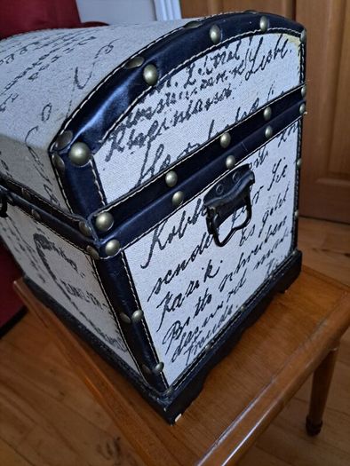 vintage look storage chest