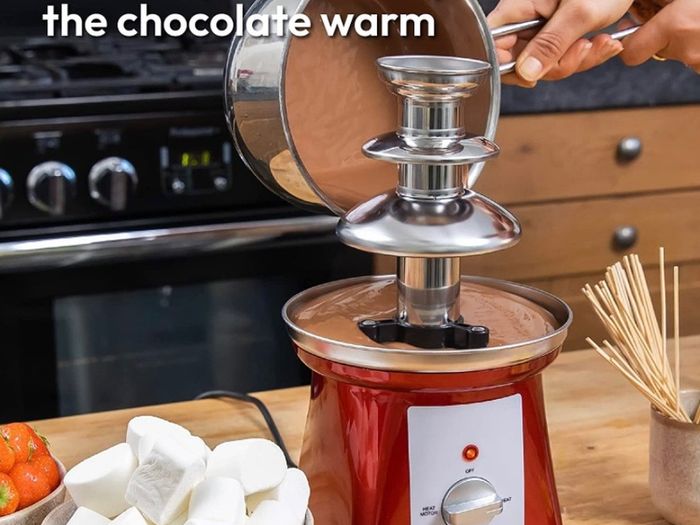 Stage Chocolate Fountain 90 Watt | 31.5 cm high with Stainless Steel Tower | 750 Gram Capacity | Retro Look | Great for Children's Birthdays and Weddings (FREE POSTAGE)