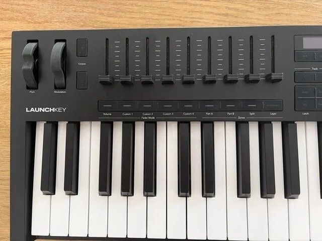 Novation Launchkey 49 mk4
