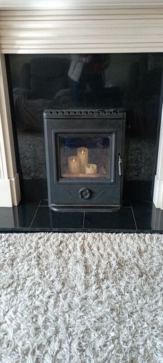 Horse flame solid fuel insert stove