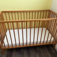 Free baby cot, travel cot, and other items