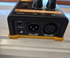 tc-helicon voicetone T1