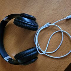 Headphones wireless