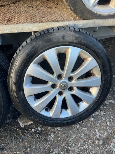 Alloy wheels - various types and sizes