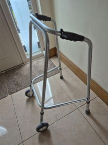 mobility frame/Zimmer frame