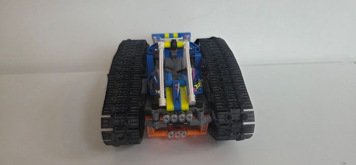 Lego Technic 42140 App-Controlled Vehicle