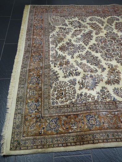 P.ersian Sarok Mir Rug 2.60 x 2.48 (SCK)