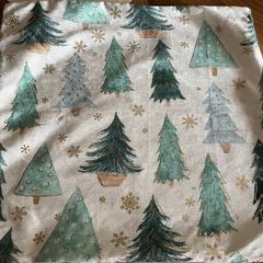 6 Christmas Cushion Covers