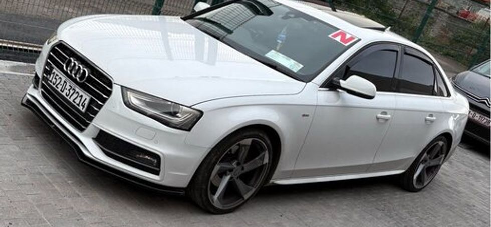 Audi A4 Sunroof Sline Black edition