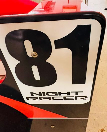 Night Speeder red lacquered car bed