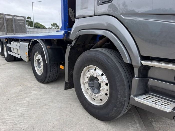 Volvo Fm 420 8x2 Beavertail Rearlift
