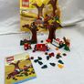 Lego Autumn Scene 40057 Image 2