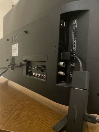 Tv Sharp 32" Hd + Amazon Firestick