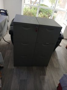 2 Filing Cabinets