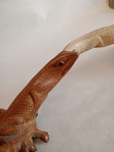 Hand Crafted Wooden Lizards x 2