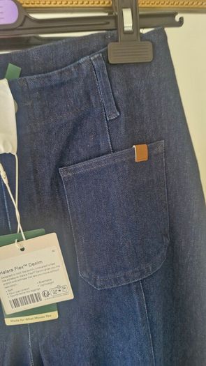 Stunning halara jeans soft and stretchy