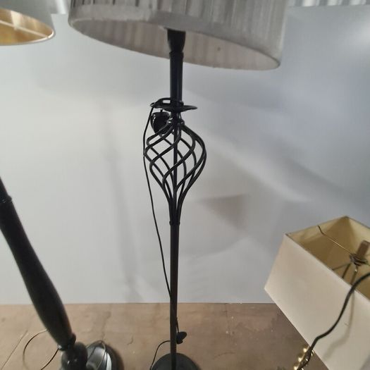 Selection of Lamps Floor  Table Lamps   Storage Clearance