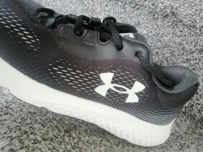 runners under armour 7 1/2
