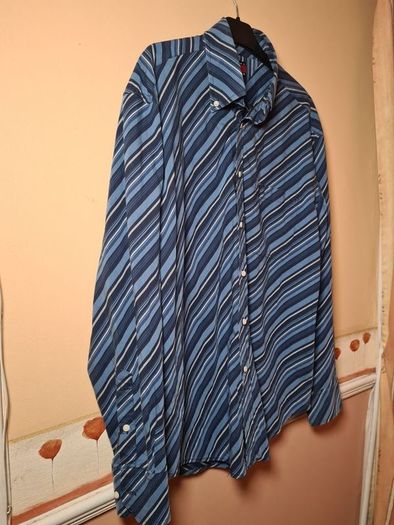 mens Tommy Hilfiger striped shirt Size Large navy