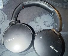 Sony bouettoth headphones