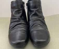clothes & shoes