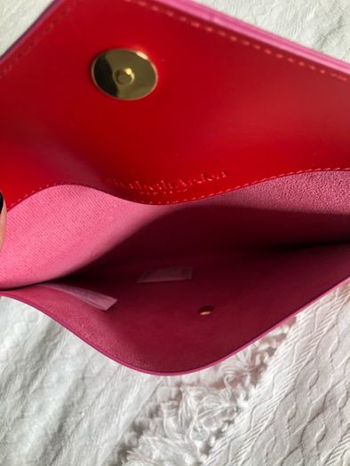 clutch Elizabeth Arden